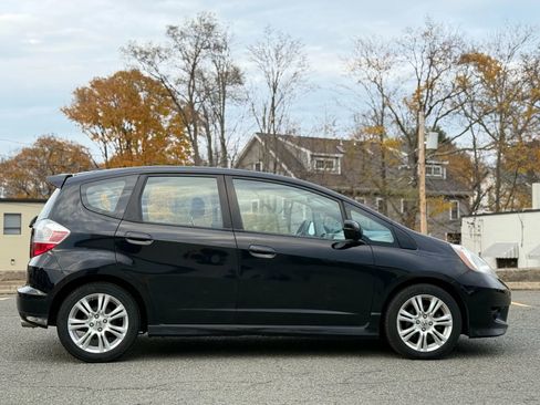 Used 2011 Honda Fit Sport image 4