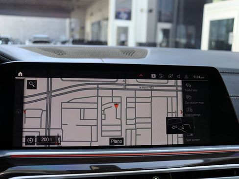 Used 2021 BMW X6 M50i w/ Executive Package image 31