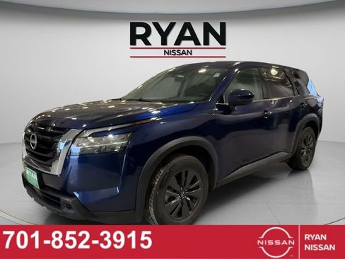 Certified 2022 Nissan Pathfinder S w/ Cargo Package image 1