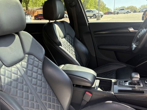 Used 2020 Audi SQ5 Premium Plus w/ Premium Plus Package AWD/4WD image 33