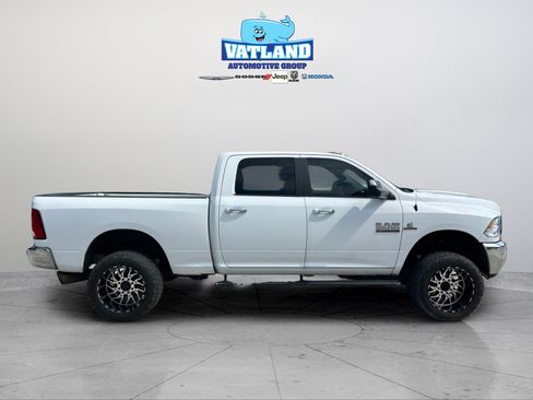 Used 2018 RAM 2500 SLT AWD/4WD image 6