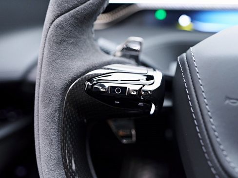 Used 2025 Lotus Eletre image 79