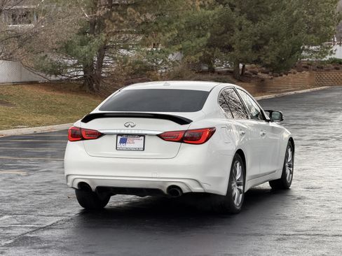 Used 2018 INFINITI Q50 Luxe RWD image 4