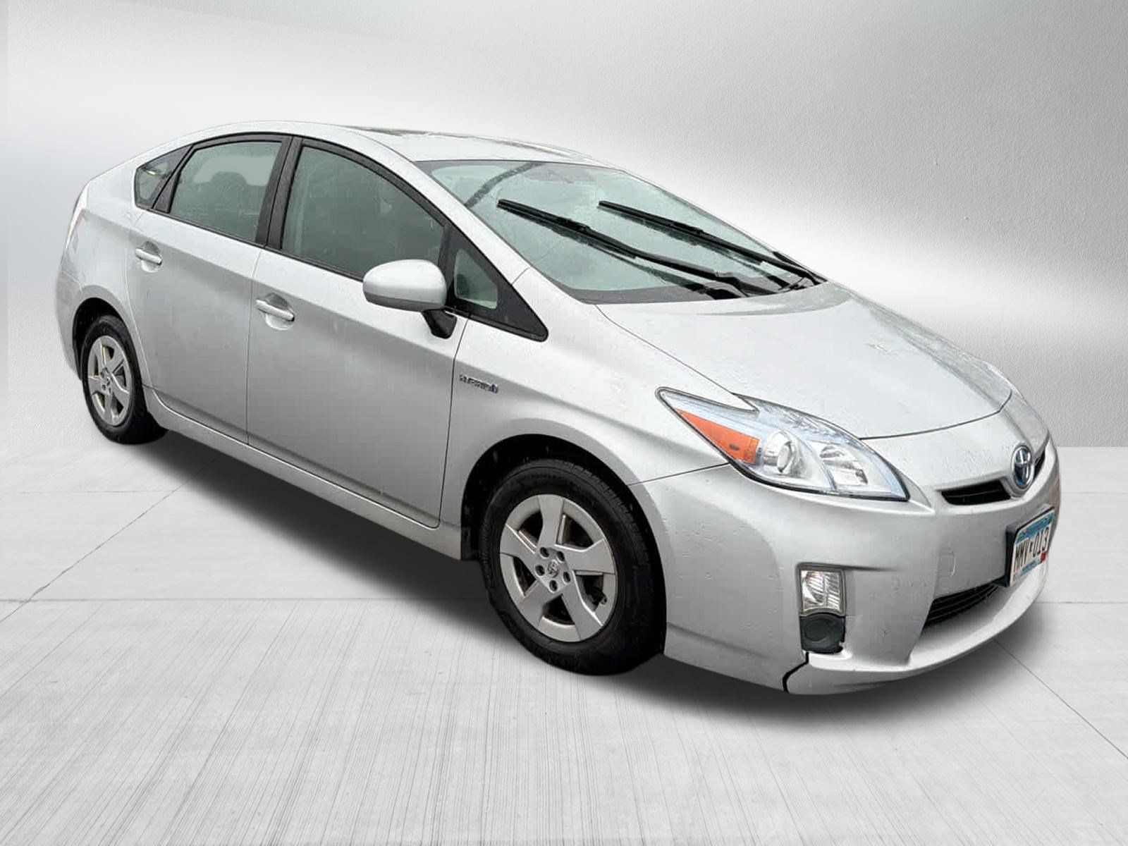 Used 2011 Toyota Prius Four w/ Navigation Pkg FWD image 3