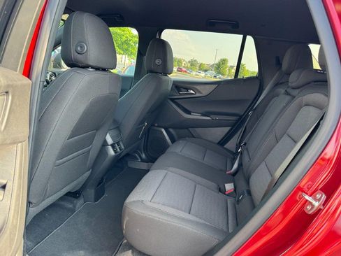 New 2026 Chevrolet Equinox LT w/ Safety and Technology Package FWD image 7