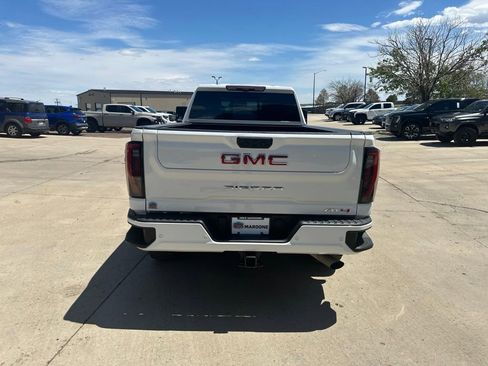 Used 2024 GMC Sierra 2500 AT4 w/ AT4 Premium Plus Package AWD/4WD image 33