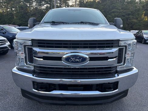 Used 2019 Ford F250 XLT AWD/4WD image 2