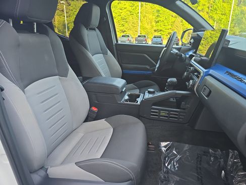 Used 2024 Toyota Tacoma TRD Sport w/ TRD Sport Upgrade Package RWD image 10