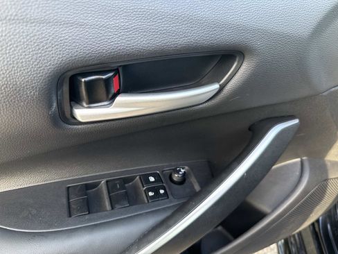 Used 2022 Toyota Corolla SE image 16