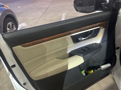 Used 2021 Honda CR-V EX-L image 4