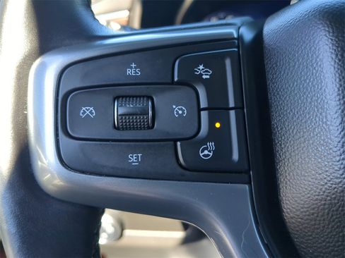 Used 2022 Chevrolet Tahoe Z71 w/ Luxury Package image 29