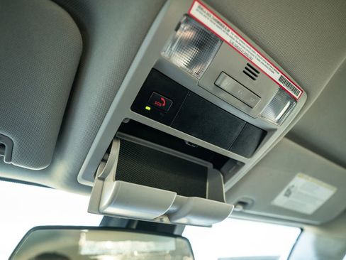 Used 2023 Toyota Tacoma SR image 31