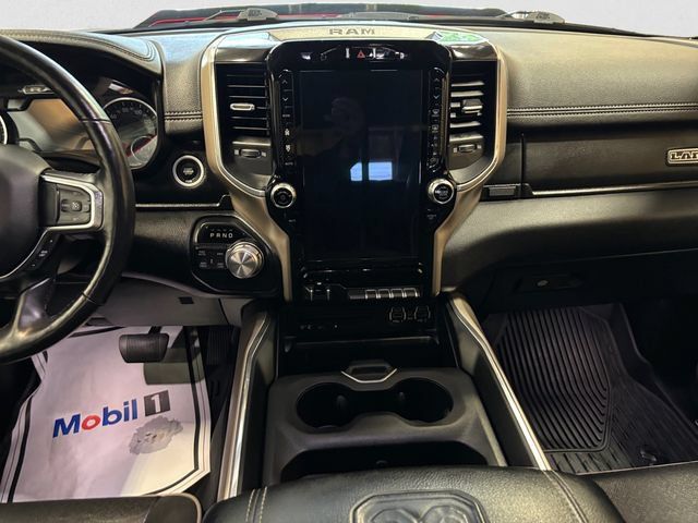 Used 2019 RAM 1500 Laramie AWD/4WD image 12