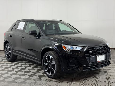 Used 2025 Audi Q3 2.0T Premium Plus w/ Premium Plus Package AWD/4WD image 7