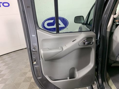 Used 2017 Nissan Frontier SV w/ SV Value Truck Package image 29