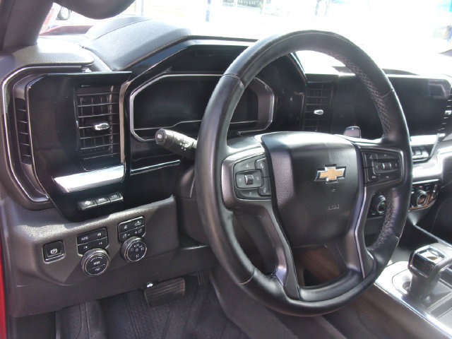 Used 2024 Chevrolet Silverado 1500 High Country w/ High Country Premium Package AWD/4WD image 32
