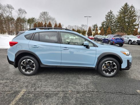 Used 2021 Subaru Crosstrek 2.0i Premium w/ Moonroof Package image 6