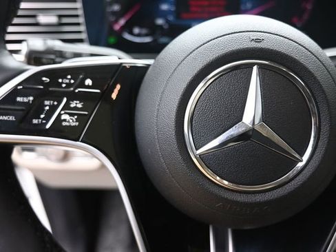 Used 2026 Mercedes-Benz GLS 450 4MATIC image 15