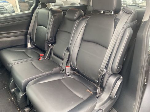 Used 2023 Honda Odyssey Touring image 13