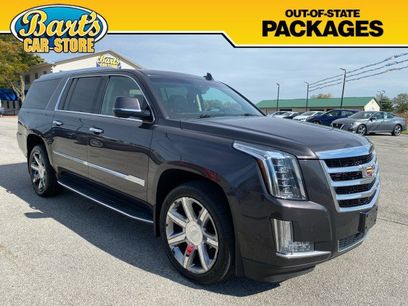 Used 2017 Cadillac Escalade ESV Luxury
