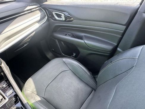 Used 2023 Jeep Compass High Altitude image 32