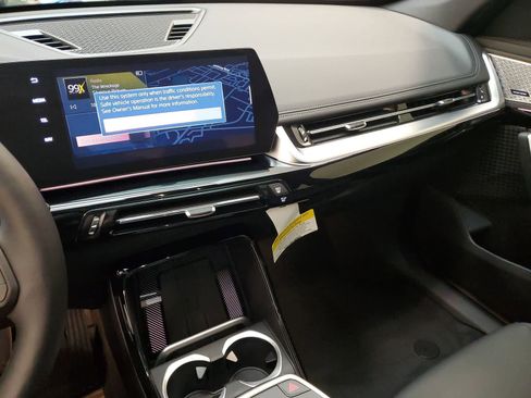 Used 2025 BMW X1 xDrive28i w/ Technology Package image 32