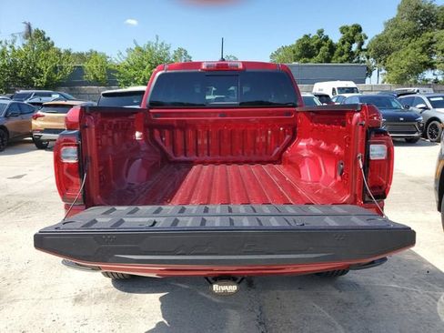 New 2026 GMC Canyon AT4 AWD/4WD image 9