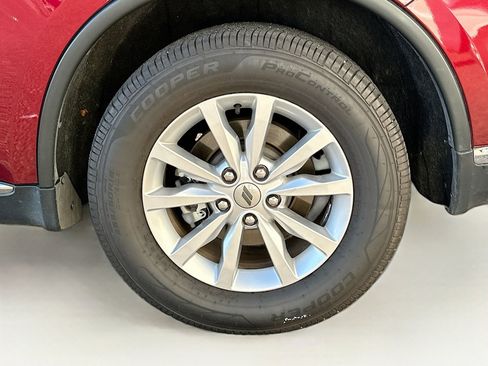 Used 2023 Dodge Durango SXT image 11