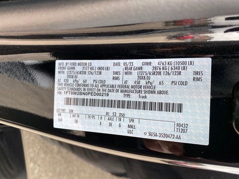 Used 2023 Ford F250 Lariat w/ Sport Appearance Package image 31