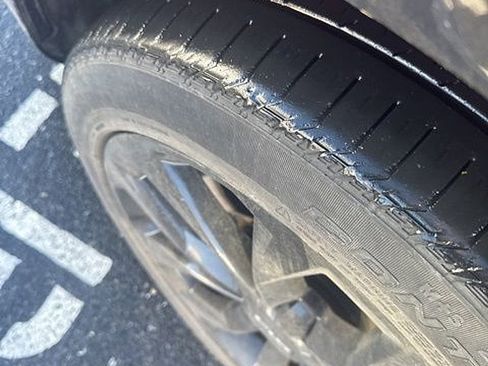 Used 2022 Kia Sorento SX image 1