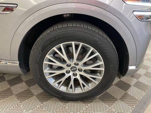 Used 2024 Genesis GV80 2.5T AWD/4WD image 10