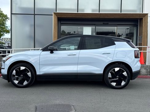 New 2026 Volvo EX30 Ultra w/ Protection Package AWD/4WD image 5