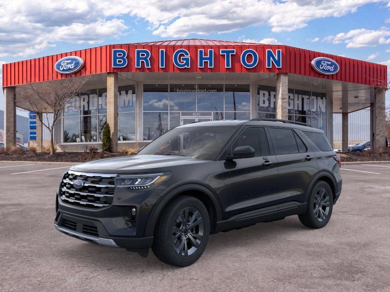 Used 2026 Ford Explorer Active w/ Active Comfort Package AWD/4WD image 3