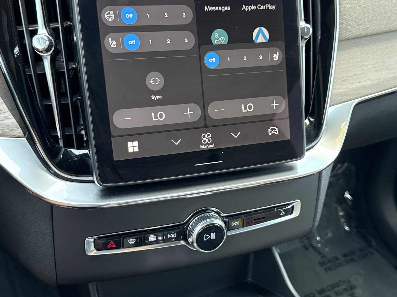 Certified 2026 Volvo XC90 B6 Plus AWD/4WD image 23