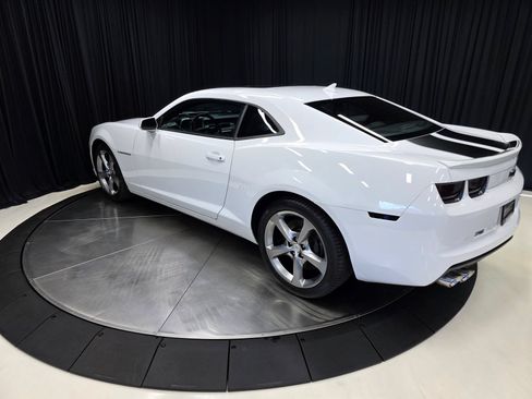 Used 2013 Chevrolet Camaro SS w/ RS Package RWD image 10
