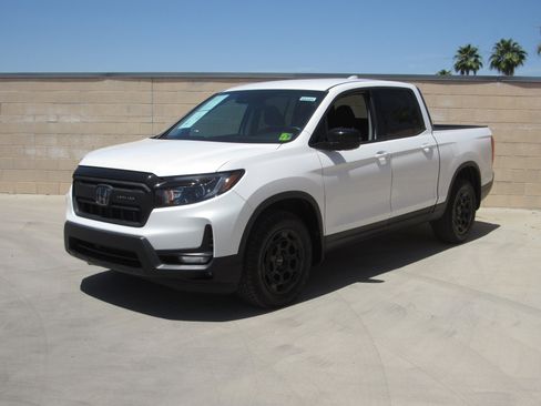 Used 2025 Honda Ridgeline Sport+ image 1