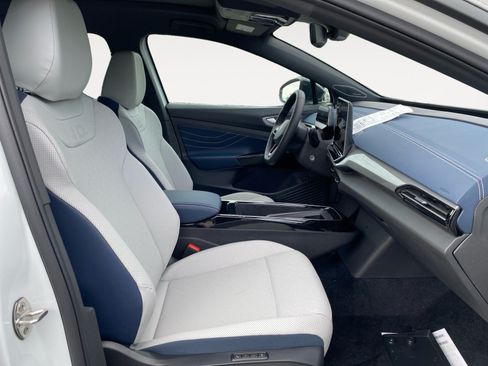 New 2026 Volkswagen ID.4 Pro S Plus AWD/4WD image 17