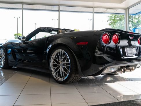 Used 2013 Chevrolet Corvette 427 w/ 1SB Preferred Equipment Group RWD image 8