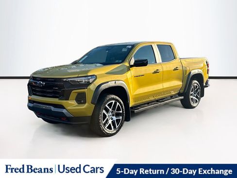 Used 2023 Chevrolet Colorado Z71 w/ Z71 Convenience Package 2 image 3