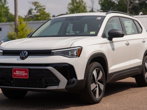 New 2025 Volkswagen Taos S image 2