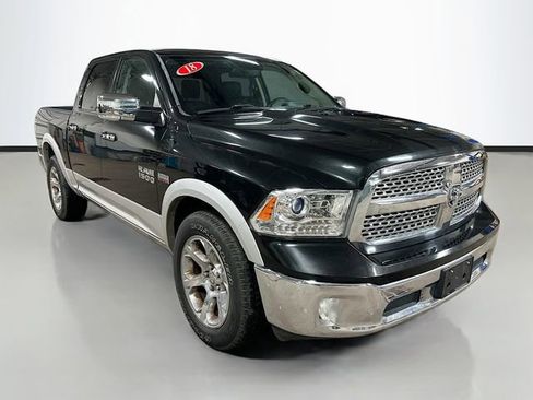 Used 2018 RAM 1500 Laramie image 3