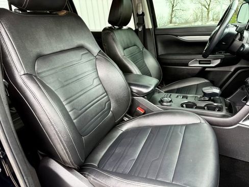 Used 2024 Ford Ranger Lariat image 9