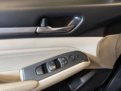 Used 2019 Nissan Altima 2.5 SL image 19