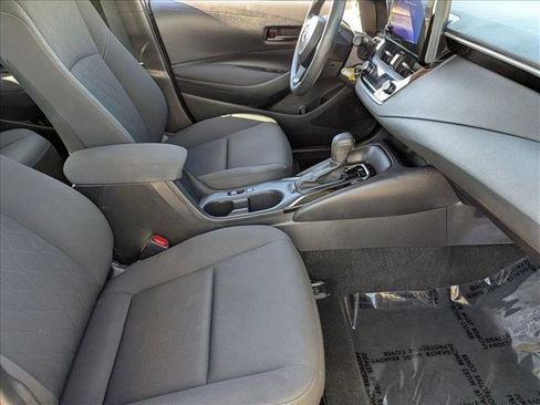 Used 2023 Toyota Corolla LE image 18