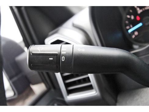 Used 2019 Ford F150 XLT w/ Equipment Group 302A Luxury AWD/4WD image 21