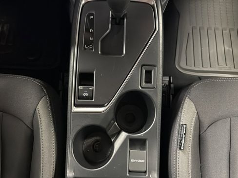 Certified 2025 Subaru Impreza 2.0i image 32