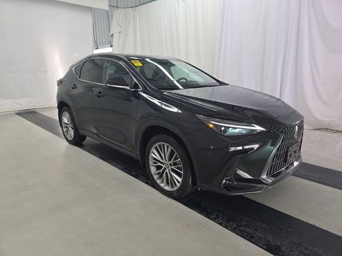 Used 2024 Lexus NX 350 AWD w/ Vision Package image 3