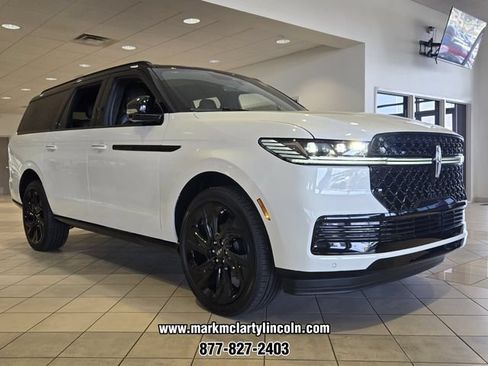 New 2026 Lincoln Navigator L Black Label AWD/4WD image 4