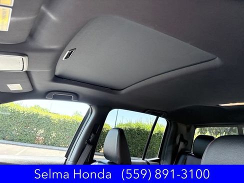 Certified 2025 Honda Ridgeline Black Edition image 12
