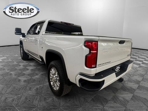 Used 2025 Chevrolet Silverado 2500 High Country w/ Technology Package image 3